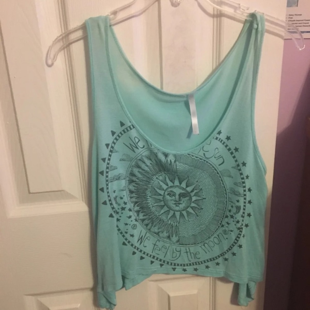 Crop top